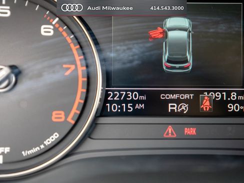 Used 2023 Audi Q5 2.0T Premium w/ Convenience Package AWD/4WD image 16