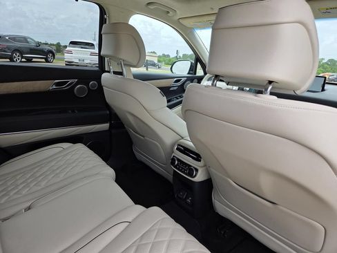 Used 2024 Genesis GV80 3.5T w/ Prestige Package AWD/4WD image 32