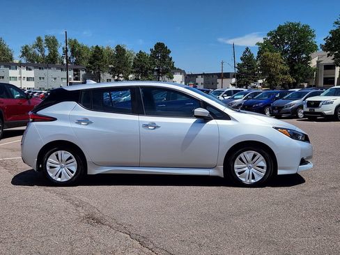 Certified 2025 Nissan Leaf S FWD image 4