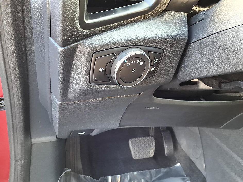 Used 2020 Ford EcoSport SE FWD image 18