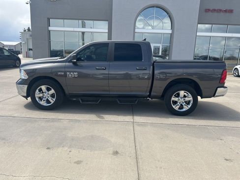 Used 2019 RAM 1500 Big Horn AWD/4WD image 2