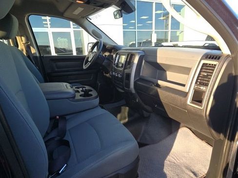 Used 2017 RAM 1500 Tradesman w/ Popular Equipment Group image 4