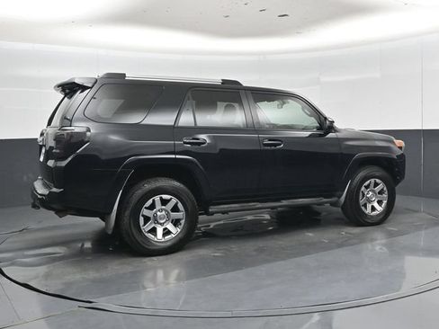 Used 2015 Toyota 4Runner Trail AWD/4WD image 3