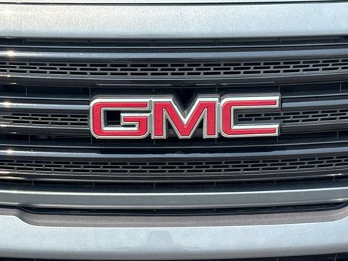 Used 2020 GMC Canyon SLE w/ Elevation Edition AWD/4WD image 43