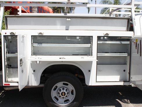 Used 2021 Chevrolet Silverado 2500 W/T w/ WT Fleet Convenience Package image 11