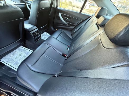 Used 2013 BMW 320i xDrive 320i xDrive AWD 4dr Sedan image 11