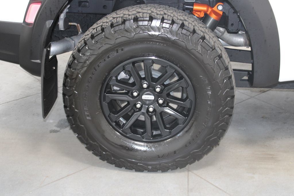 Used 2024 Ford F150 Raptor AWD/4WD image 14