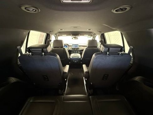 Used 2024 Chevrolet Tahoe LT AWD/4WD image 28