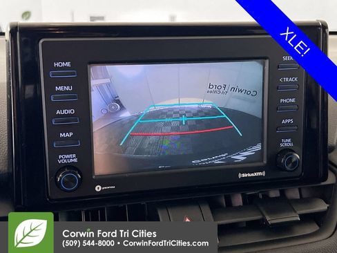 Used 2020 Toyota RAV4 XLE w/ XLE Grade Weather Package AWD/4WD image 20