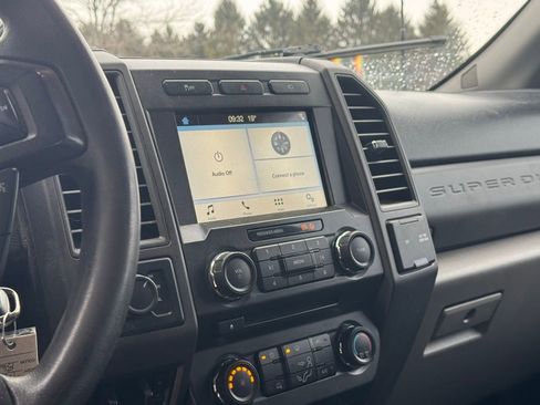 Used 2017 Ford F250 XL w/ STX Appearance Package image 14