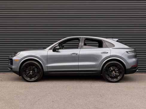 New 2026 Porsche Cayenne Coupe AWD/4WD image 2