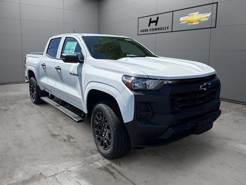 New 2026 Chevrolet Colorado W/T AWD/4WD image 7
