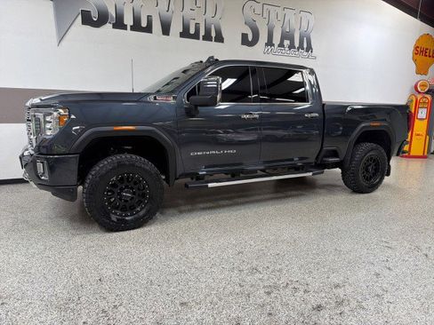 Used 2022 GMC Sierra 2500 Denali image 4