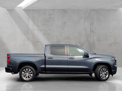 Used 2022 Chevrolet Silverado 1500 RST image 3