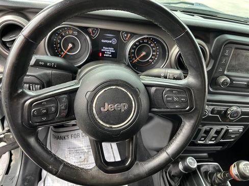 Used 2019 Jeep Wrangler Sport AWD/4WD image 18