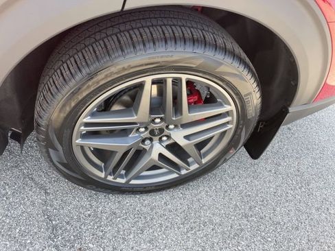 New 2026 Ford Explorer ST w/ Sun And Sound Package image 18