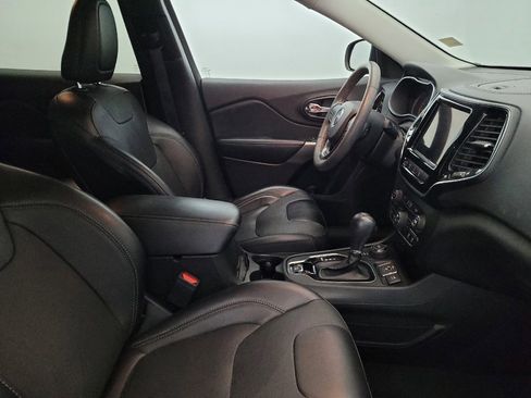 Used 2022 Jeep Cherokee Limited image 21