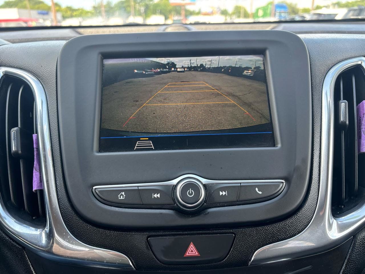 Used 2019 Chevrolet Equinox LT FWD image 21