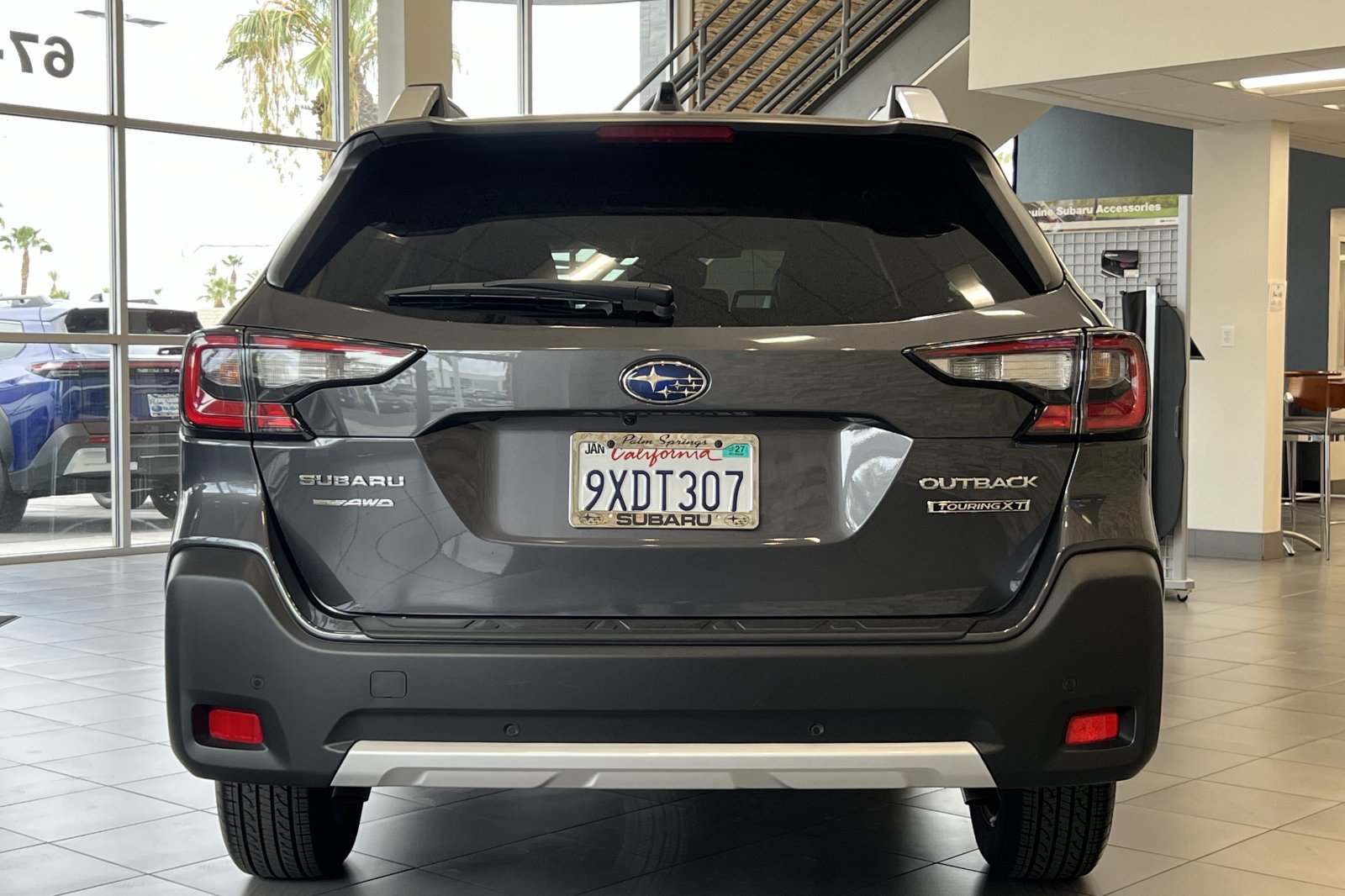 Used 2025 Subaru Outback Touring XT AWD/4WD image 4