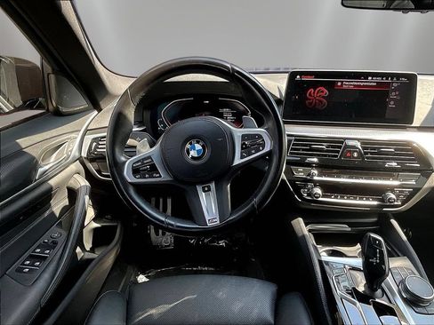 Used 2023 BMW 540i xDrive w/ M Sport Package AWD/4WD image 8