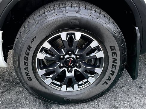 Used 2022 Nissan Titan PRO-4X w/ Off Road Protection Package image 8