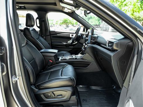 Used 2021 Ford Explorer ST w/ Equipment Group 401A AWD/4WD image 34