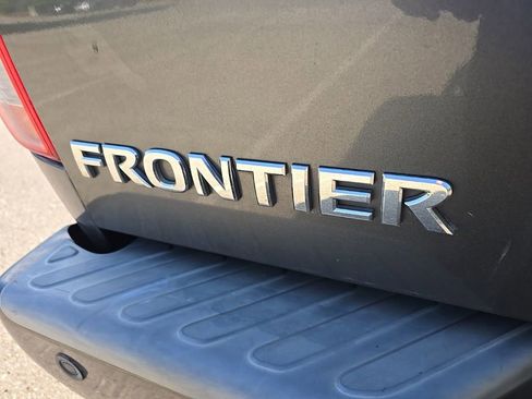 Used 2016 Nissan Frontier PRO-4X AWD/4WD image 11