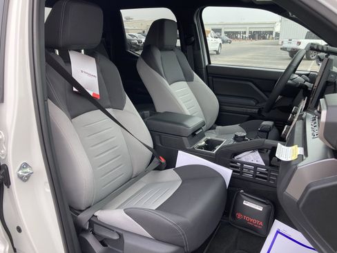 Certified 2026 Toyota Tacoma TRD Sport image 28