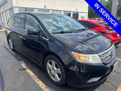 Used 2013 Honda Odyssey Touring Elite image 1