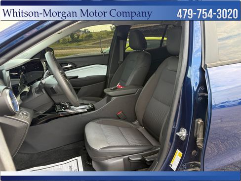 Used 2024 Chevrolet Trax LT FWD image 9