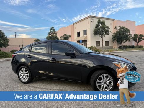 Used 2016 Scion iA FWD image 4