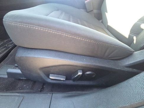 Used 2020 Ford Fusion SE image 22