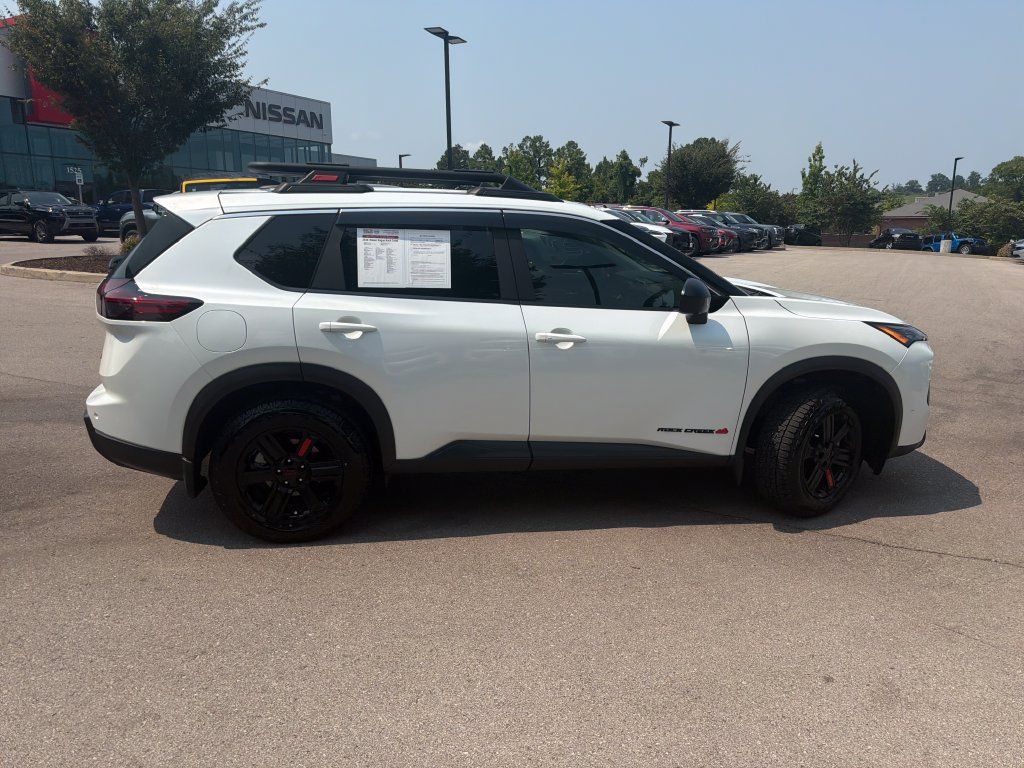 Certified 2026 Nissan Rogue SV AWD/4WD image 9
