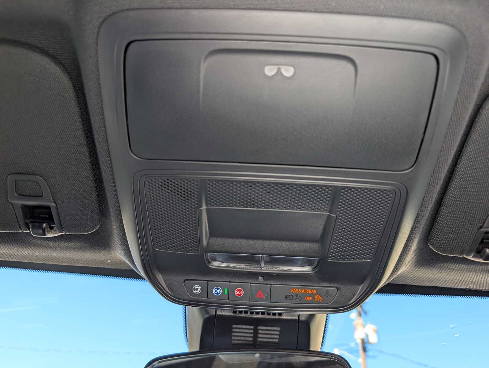 New 2027 GMC Terrain AT4 w/ LPO, Floor Liner Package AWD/4WD image 27
