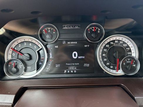 Used 2015 RAM 1500 Laramie w/ Convenience Group AWD/4WD image 12