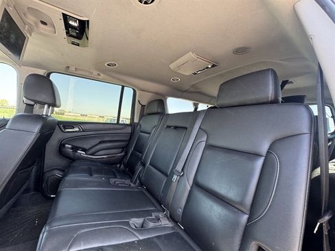 Used 2018 Chevrolet Suburban LT w/ LT Signature Package AWD/4WD image 13