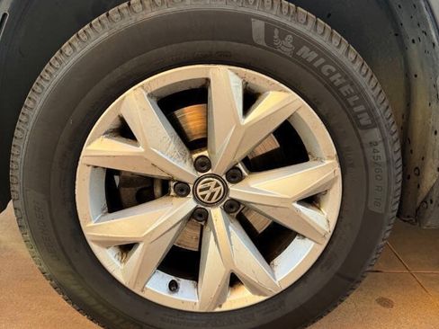 Used 2019 Volkswagen Atlas SE FWD image 25