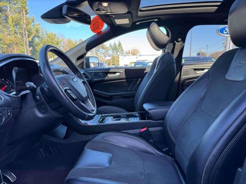 Used 2020 Ford Edge ST w/ Equipment Group 401A image 13
