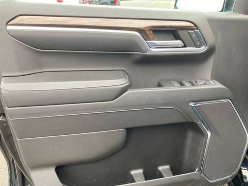 Certified 2024 GMC Sierra 1500 Elevation AWD/4WD image 17