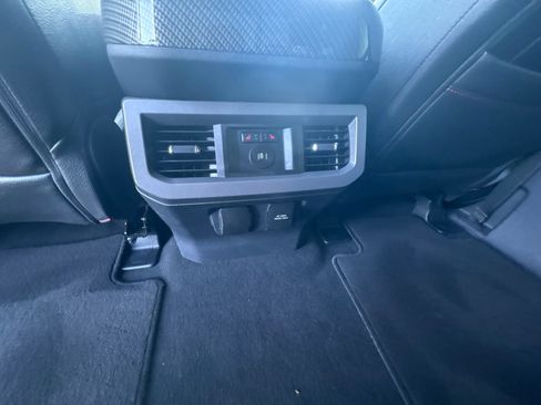 Used 2024 Ford F250 Lariat w/ Lariat Ultimate Package AWD/4WD image 44