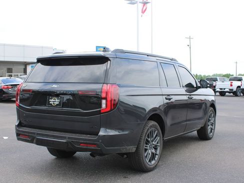 Used 2026 Ford Expedition Max Platinum w/ Stealth Appearance Package AWD/4WD image 7