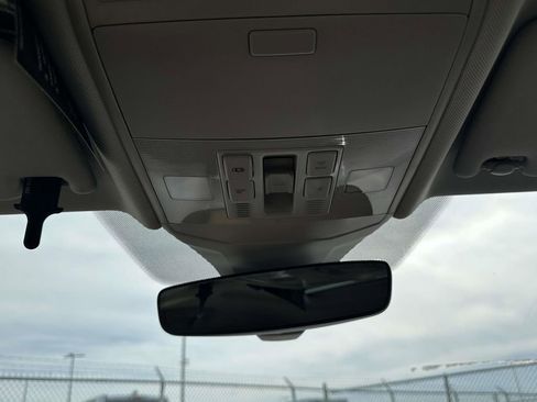 New 2026 Volkswagen Jetta SE FWD image 24