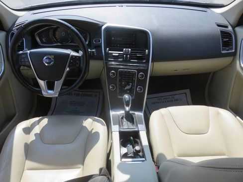 Used 2015 Volvo XC60 T6 Premier Plus AWD/4WD image 12