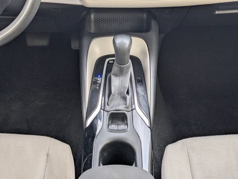 Used 2021 Toyota Corolla LE FWD image 20