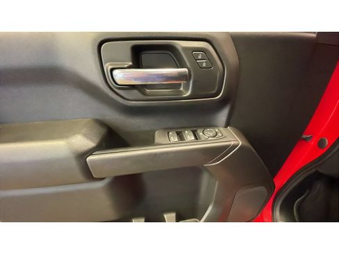 Used 2023 Chevrolet Silverado 1500 Custom AWD/4WD image 10
