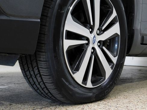 Used 2018 Subaru Outback 2.5i Limited image 24