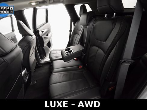 Used 2024 INFINITI QX60 Luxe image 18