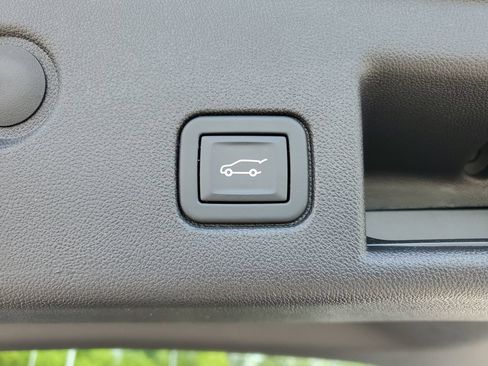 Certified 2024 Chevrolet Equinox LT AWD/4WD image 30