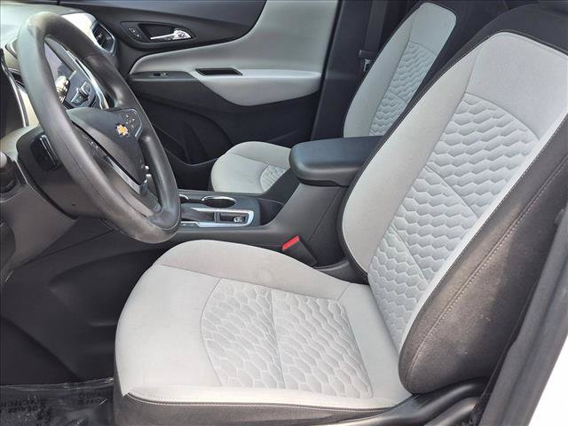 Used 2021 Chevrolet Equinox LS FWD image 15
