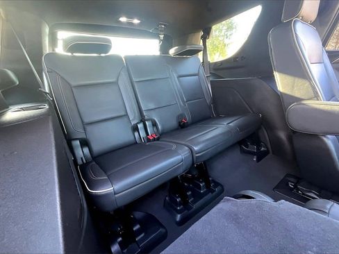 Used 2023 Chevrolet Tahoe Premier image 30